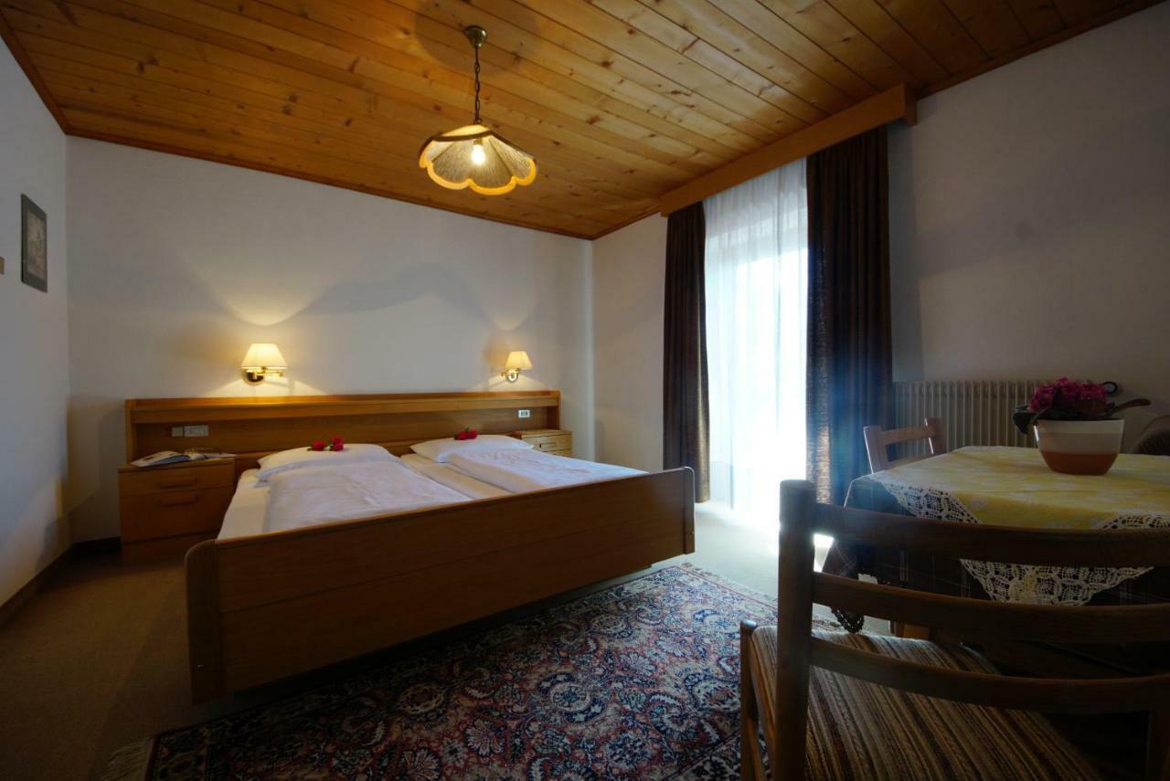 Garni Flurida Bed & Breakfast Badia  Exterior photo